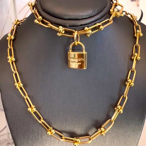 ‼️Sale‼️Real 18K Dubai Gold Link Personalized Charm Bracelet - Picture 2 of 2